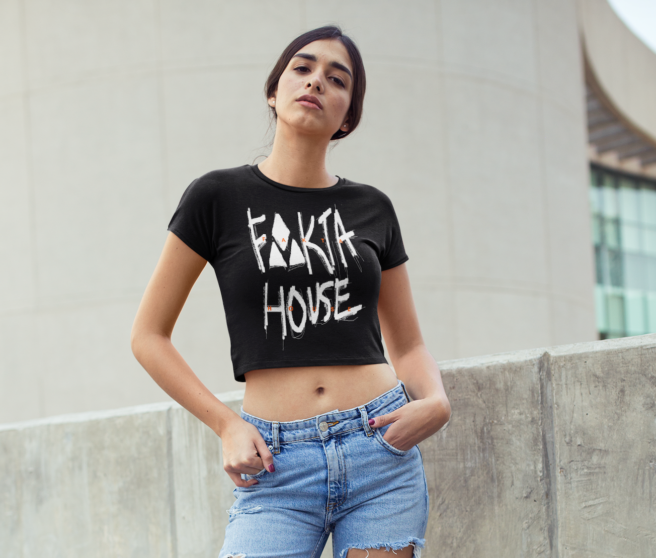 FAKTA HOUSE Female Tee – Black